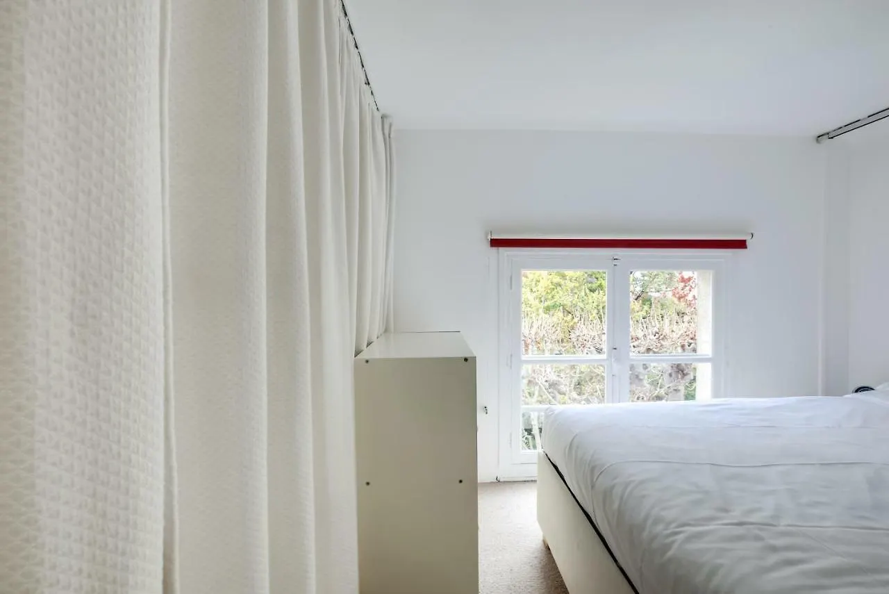 Appartement Unit 010 Cherche Midi 19 Paris France