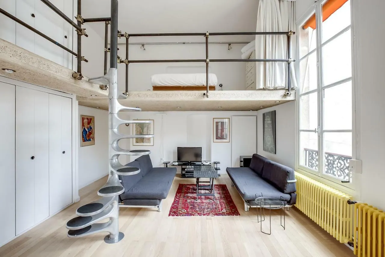 Unit 010 Cherche Midi 19 Paris France